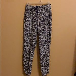 Blue floral pants with pockets